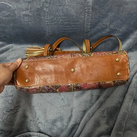 Patricia Nash Handbag - Picture 5 of 6